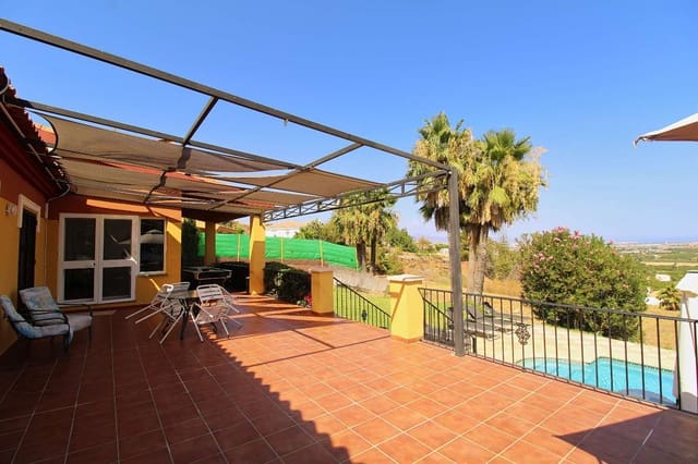 3 soverom Villa til leie i Alhaurín de la Torre med svømmebasseng - € 2 500 (Ref: 9169316)