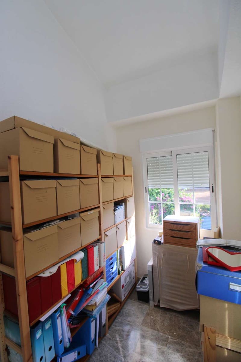 3 soveværelse Semi-Rækkehus til salg i Alhaurin de la Torre med garage - € 490.000 (Ref: 9290952)