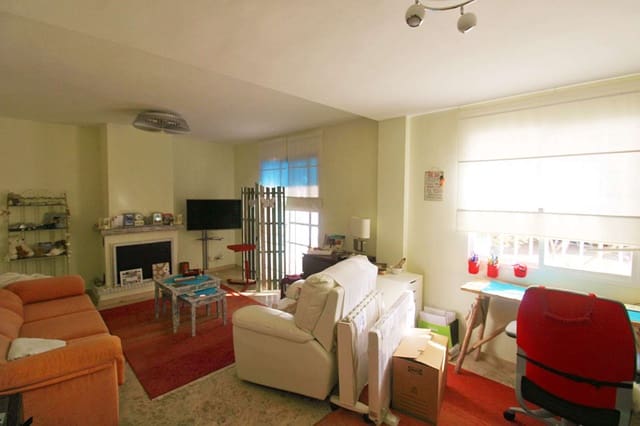 3 slaapkamer Halfvrijstaande villa te koop in Alhaurín de la Torre met garage - € 490.000 (Ref: 9290952)