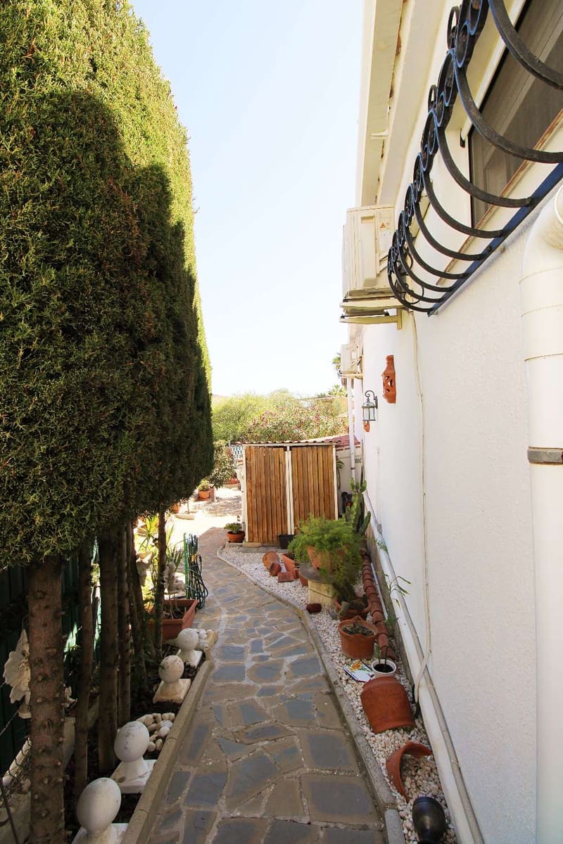 2 soverom Bungalow til salgs i Mijas med svømmebasseng garasje - € 295 000 (Ref: 9290953)