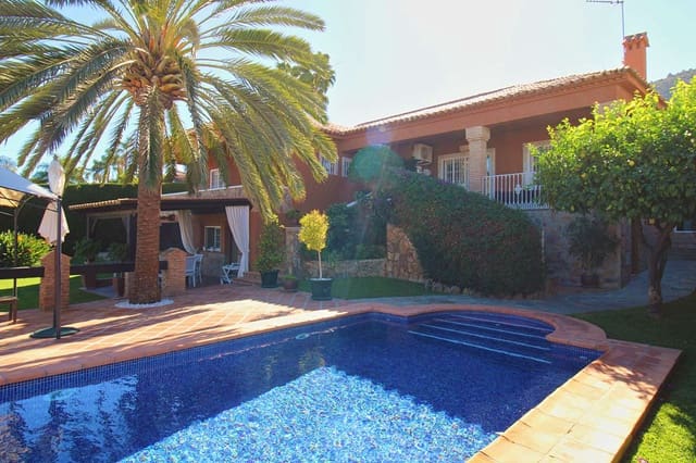 3 camera da letto Villa in vendita in Alhaurín de la Torre con piscina - 985.000 € (Rif: 9337505)