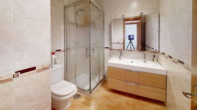 3 makuuhuone Kattohuoneisto vuokrattavana paikassa Alhaurín de la Torre - 1 300 € (Ref: 9353132)