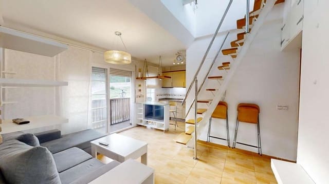 3 makuuhuone Kattohuoneisto vuokrattavana paikassa Alhaurín de la Torre - 1 300 € (Ref: 9353132)