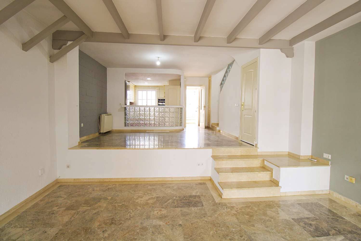 3 slaapkamer Halfvrijstaande villa te koop in Alhaurin de la Torre met zwembad garage - € 480.000 (Ref: 9358848)