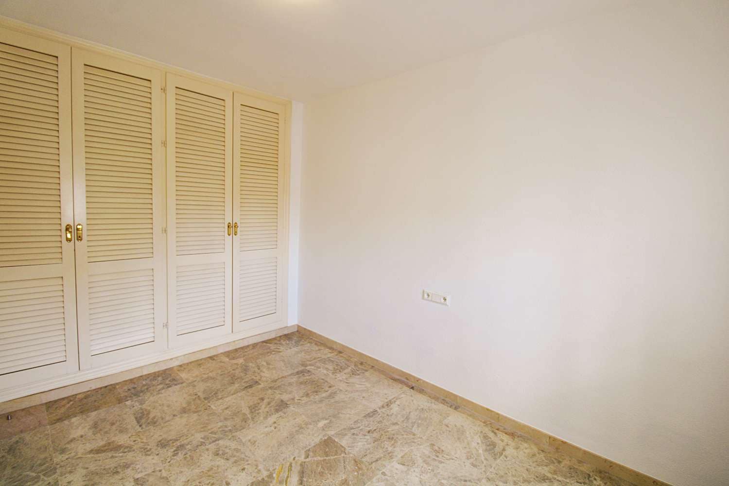 3 slaapkamer Halfvrijstaande villa te koop in Alhaurin de la Torre met zwembad garage - € 480.000 (Ref: 9358848)