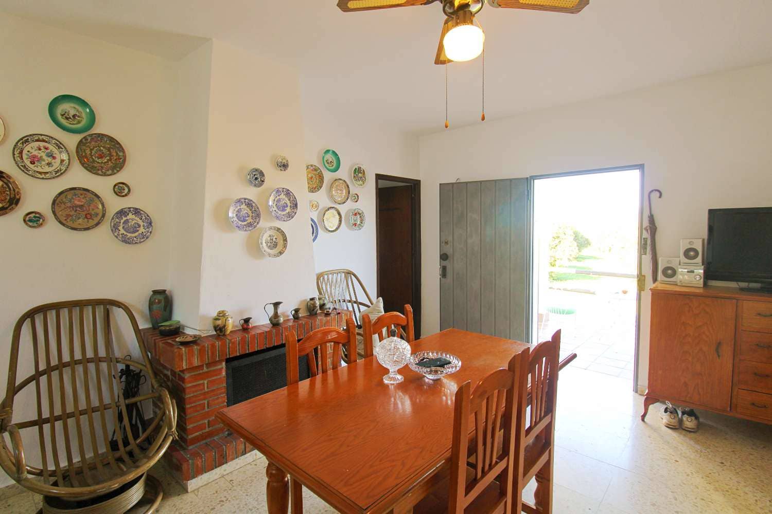 3 bedroom Finca/Country House for rent in Alhaurin de la Torre - € 1,200 (Ref: 9418931)