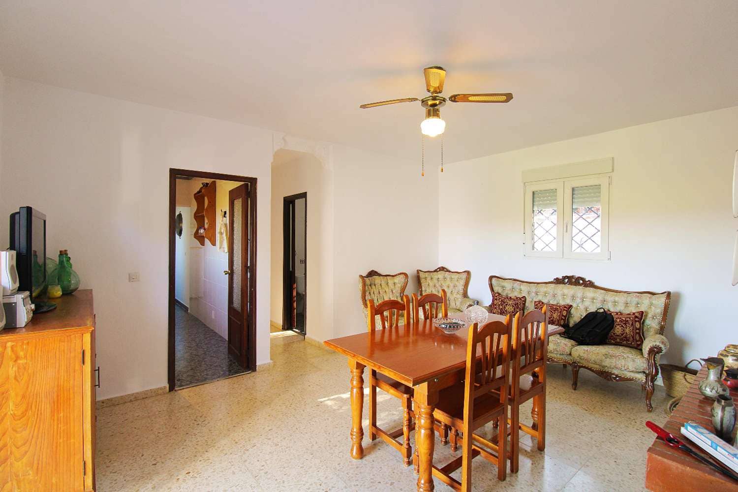 3 bedroom Finca/Country House for rent in Alhaurin de la Torre - € 1,200 (Ref: 9418931)