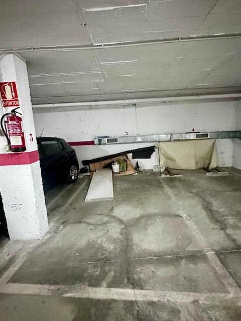 Autotalli myytävänä paikassa Alhaurin de la Torre - 18 500 € (Ref: 9430763)