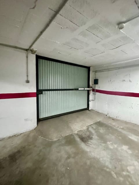 Autotalli myytävänä paikassa Alhaurin de la Torre - 18 500 € (Ref: 9430763)