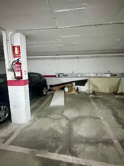 Autotalli myytävänä paikassa Alhaurin de la Torre - 18 500 € (Ref: 9430763)