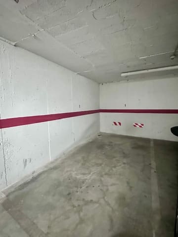 Autotalli myytävänä paikassa Alhaurín de la Torre - 18 500 € (Ref: 9430763)