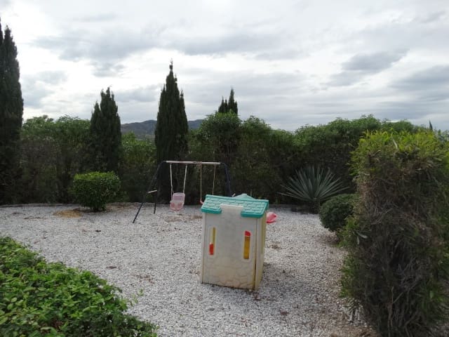 3 sypialnia Willa do wynajęcia w Alhaurin de la Torre z basenem garażem - 2 500 € (Ref: 9465155)