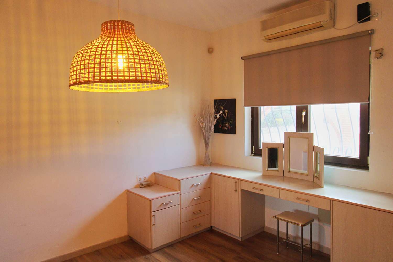 3 bedroom Villa for rent in Alhaurin de la Torre with pool garage - € 2,500 (Ref: 9465155)