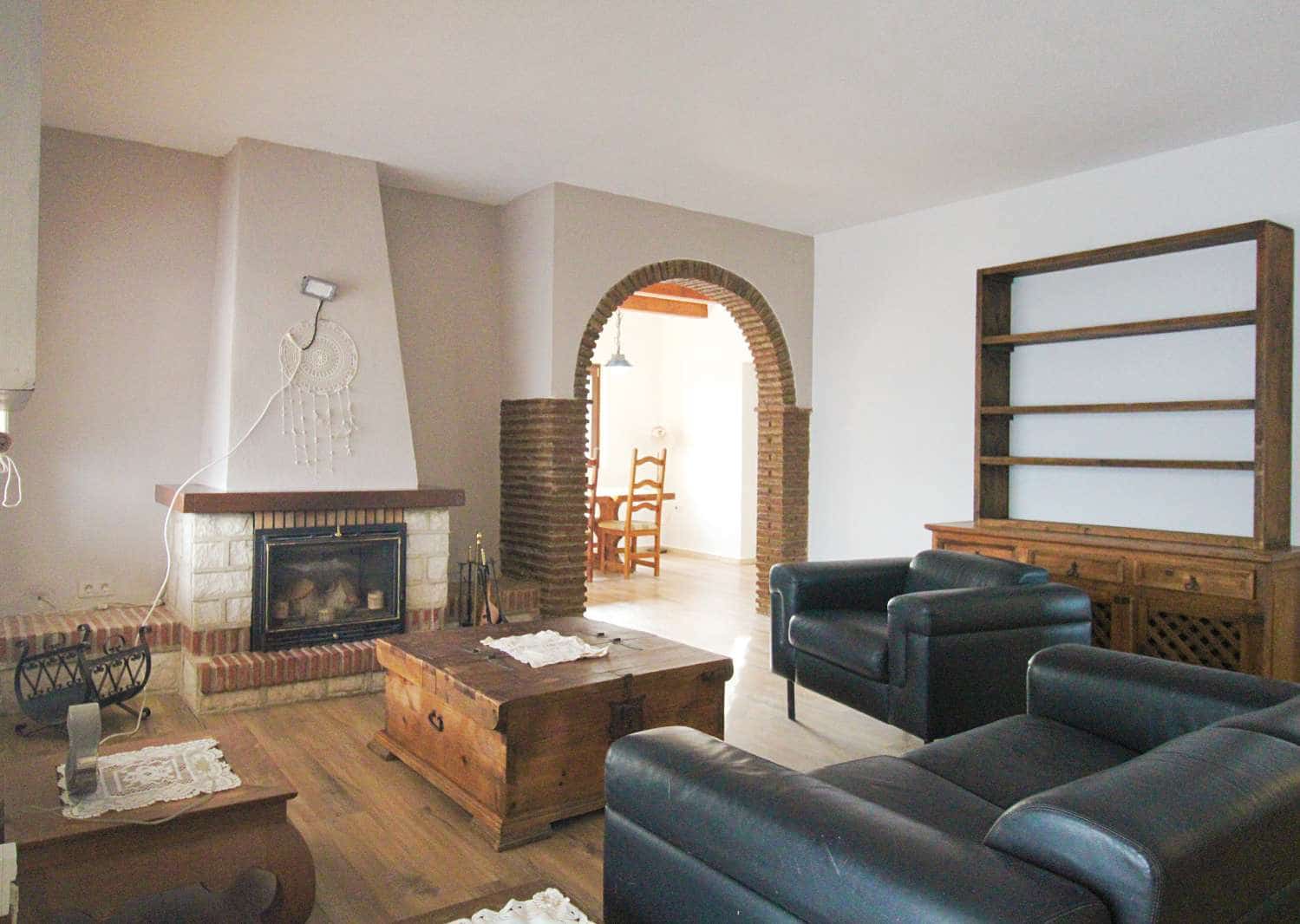 3 bedroom Villa for rent in Alhaurin de la Torre with pool garage - € 2,500 (Ref: 9465155)