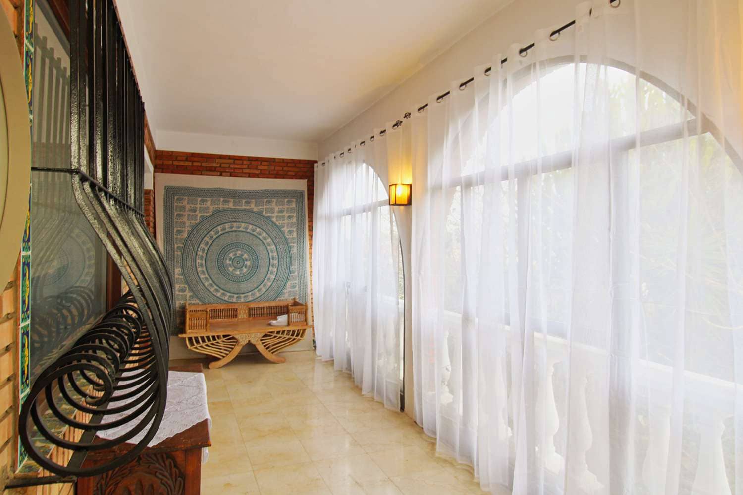 3 bedroom Villa for rent in Alhaurin de la Torre with pool garage - € 2,500 (Ref: 9465155)