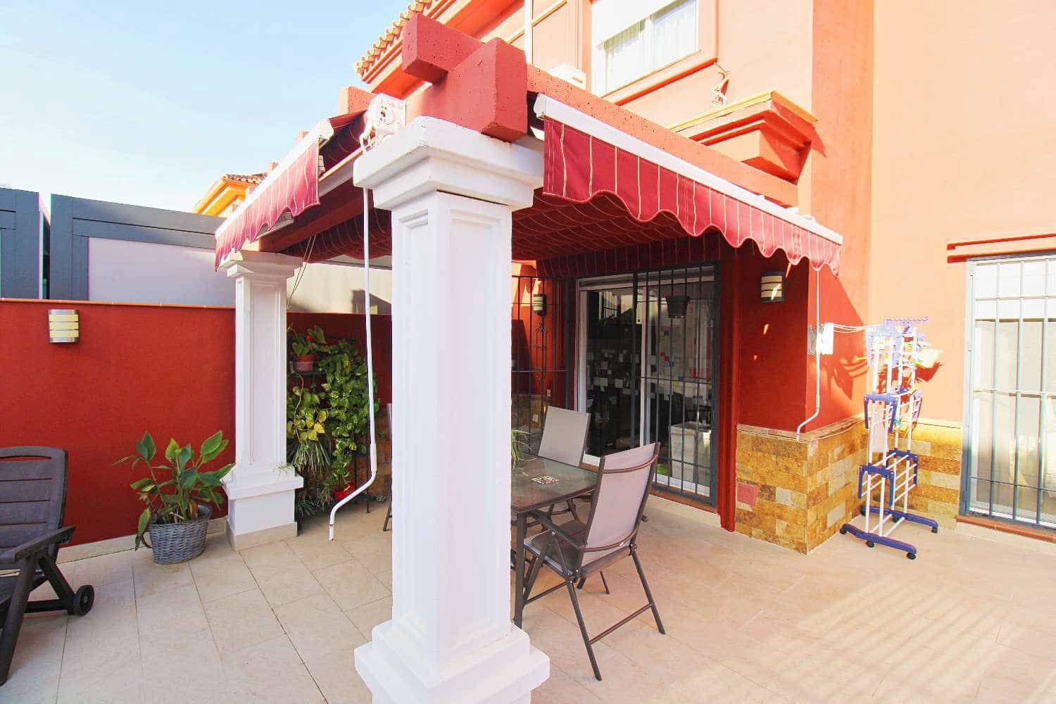 4 slaapkamer Halfvrijstaande villa te koop in Alhaurin de la Torre met zwembad - € 550.000 (Ref: 9560885)