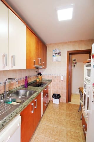 2 soverom Leilighet til salgs i Alhaurín de la Torre med garasje - € 290 000 (Ref: 9564296)