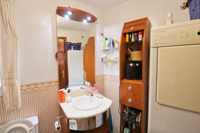 2 soverom Leilighet til salgs i Alhaurín de la Torre med garasje - € 290 000 (Ref: 9564296)