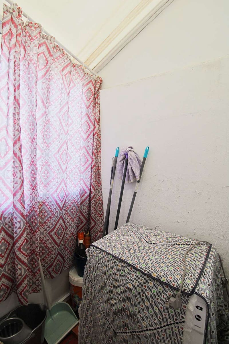 3 bedroom Flat for rent in Alhaurin de la Torre - € 1,100 (Ref: 9570574)