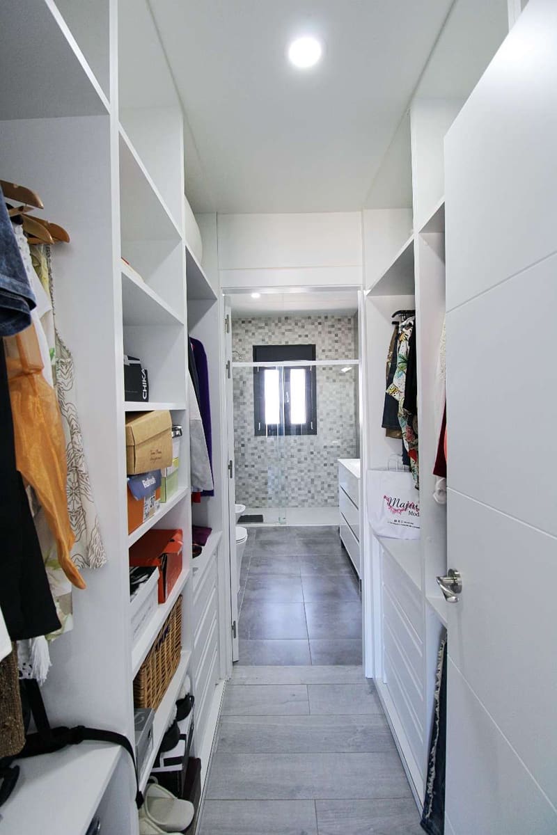 4 soveværelse Villa til salg i Alhaurin de la Torre med swimmingpool - € 810.000 (Ref: 9594600)