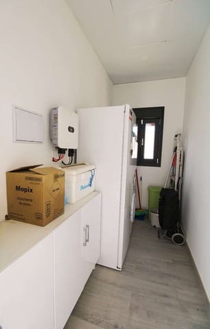 4 soveværelse Villa til salg i Alhaurín de la Torre med swimmingpool - € 810.000 (Ref: 9594600)