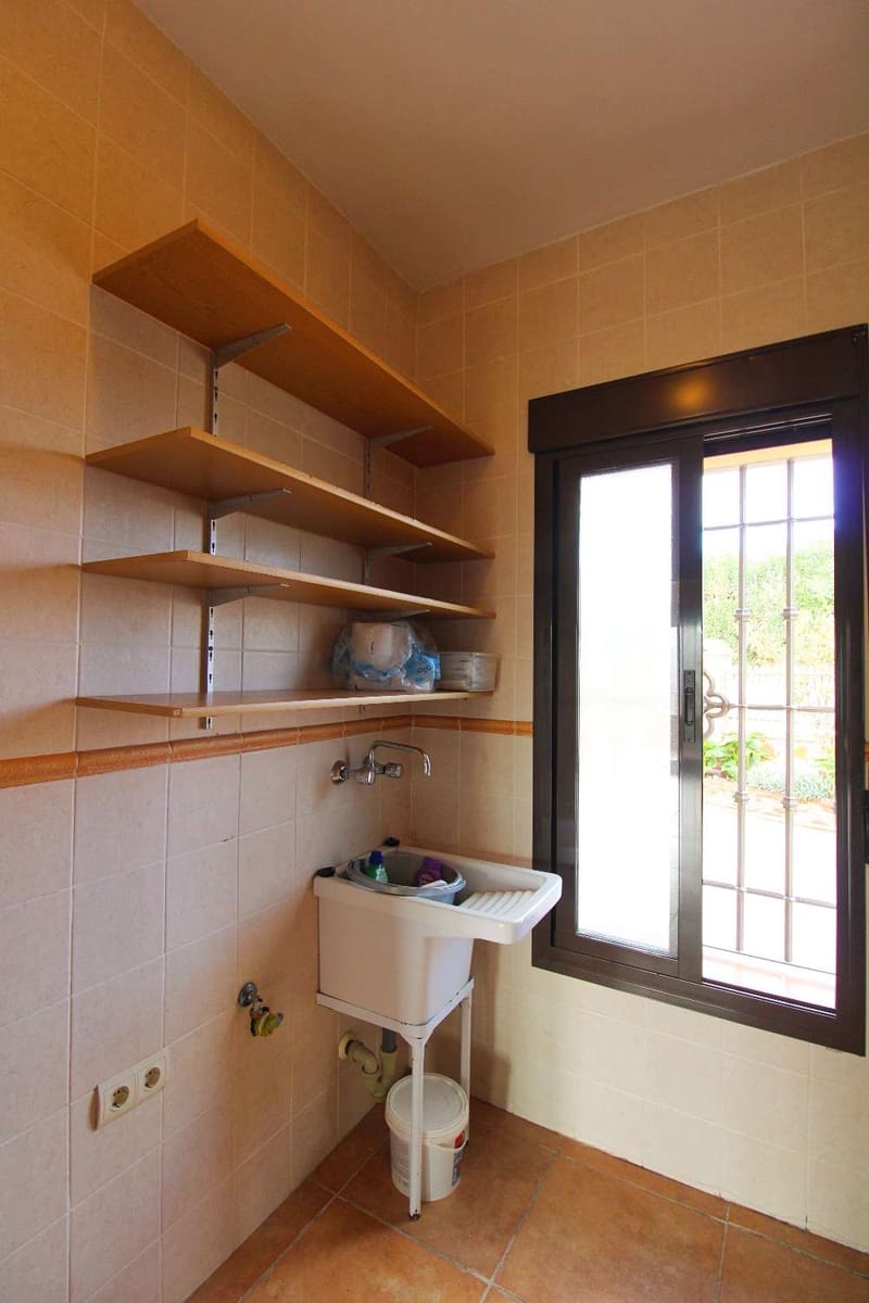 5 slaapkamer Villa te huur in Alhaurin de la Torre met zwembad - € 4.200 (Ref: 9594601)