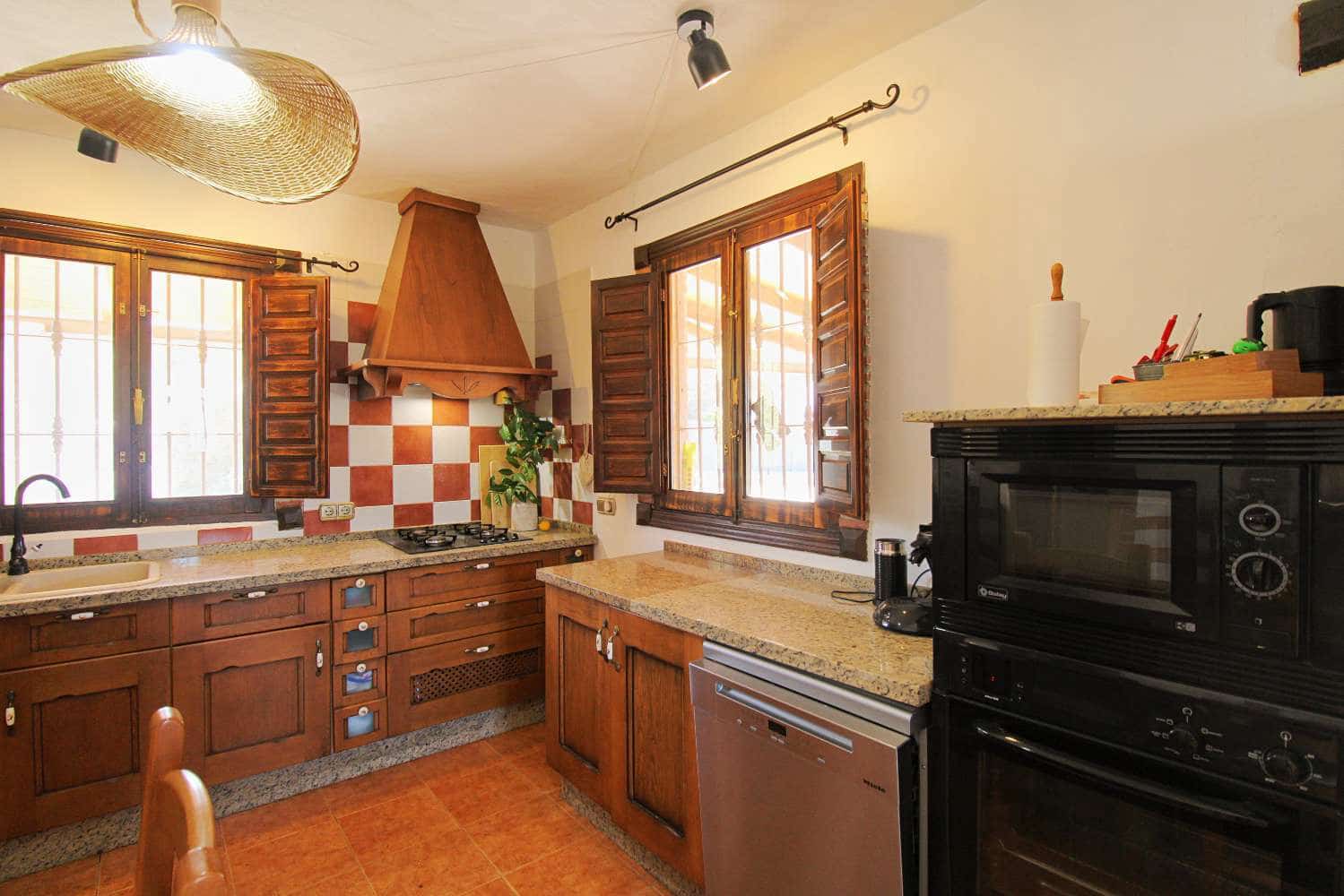 3 sovrum Finca/Hus på landet till salu i Alora med pool - 298 000 € (Ref: 9610794)