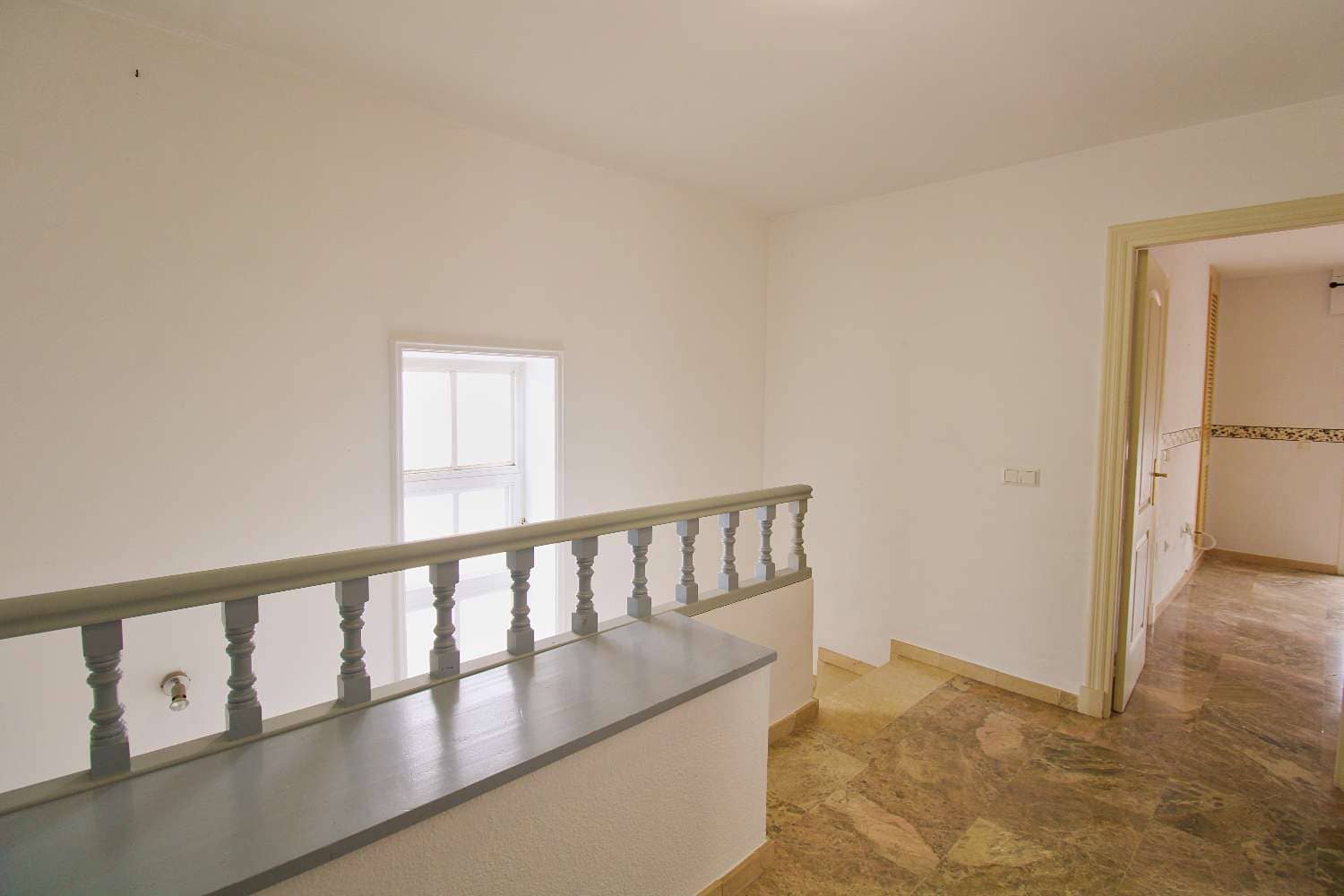 3 camera da letto Villetta Bifamiliare da affittare in Alhaurin de la Torre con piscina garage - 1.600 € (Rif: 9636410)