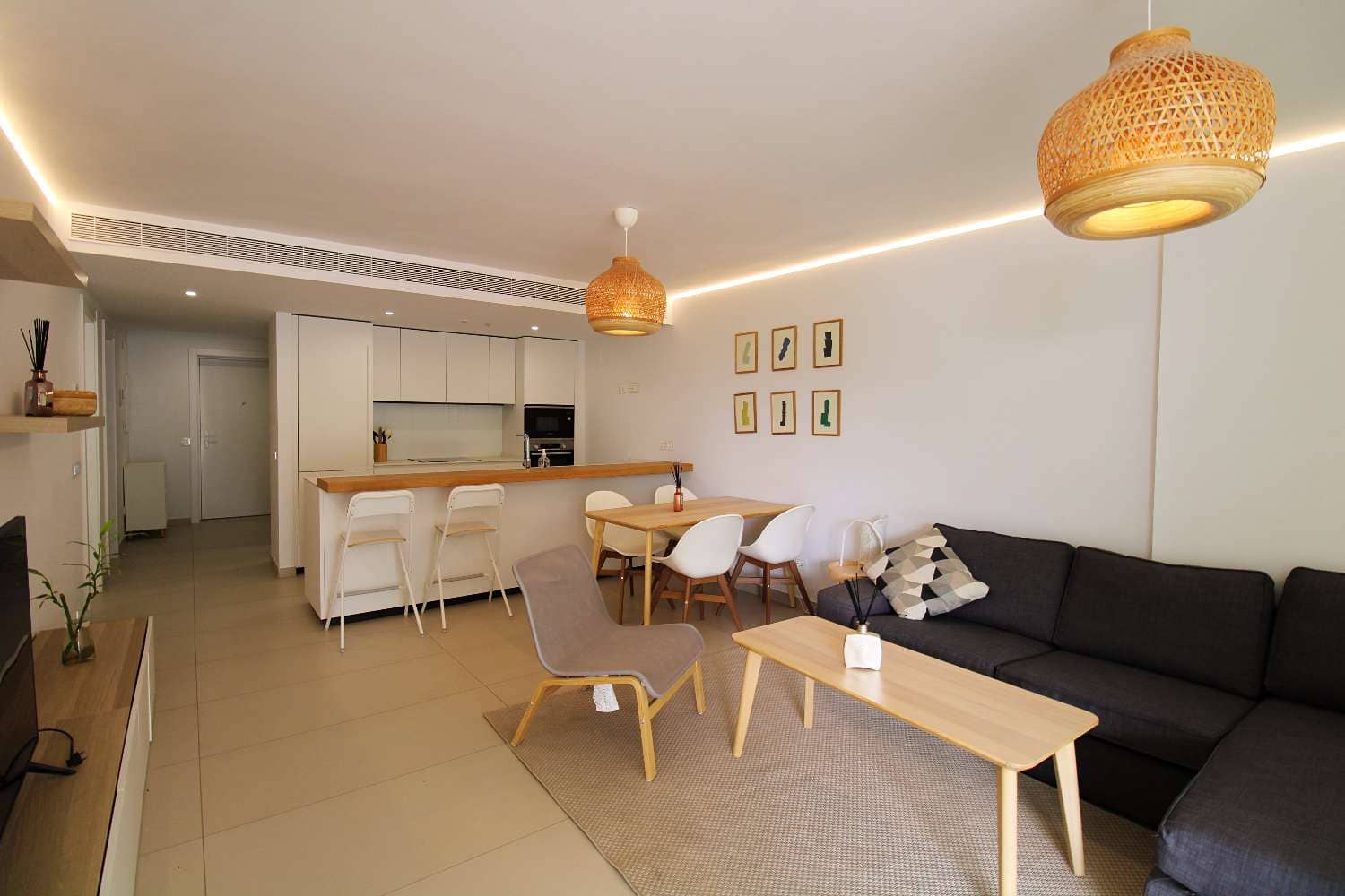 2 soverom Strandleiligheter til leie i Fuengirola med svømmebasseng garasje - € 1 600 (Ref: 9639055)