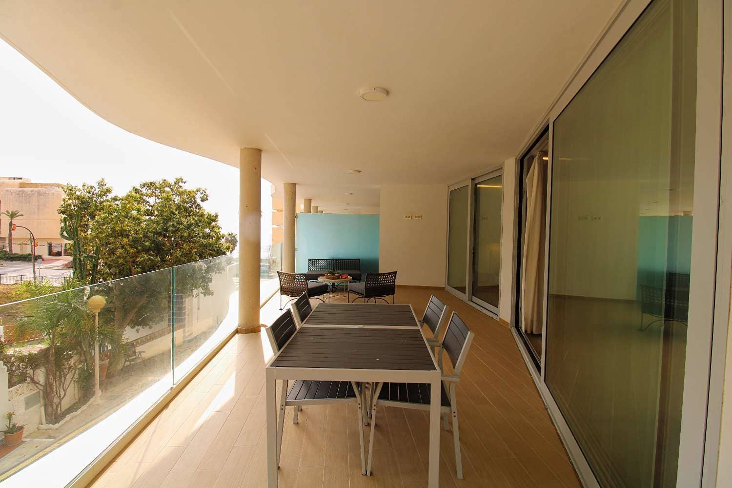 2 soverom Strandleiligheter til leie i Fuengirola med svømmebasseng garasje - € 1 600 (Ref: 9639055)