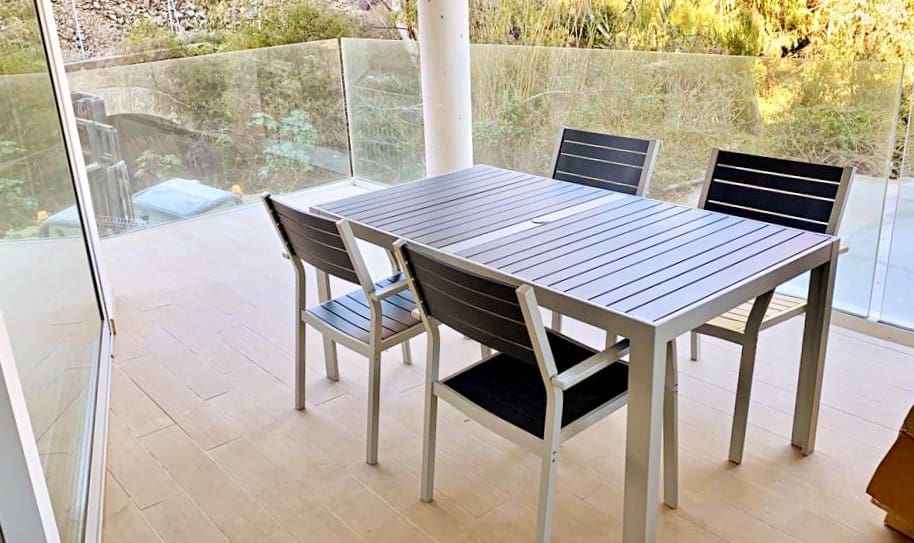 2 soverom Strandleiligheter til leie i Fuengirola med svømmebasseng garasje - € 1 600 (Ref: 9639055)