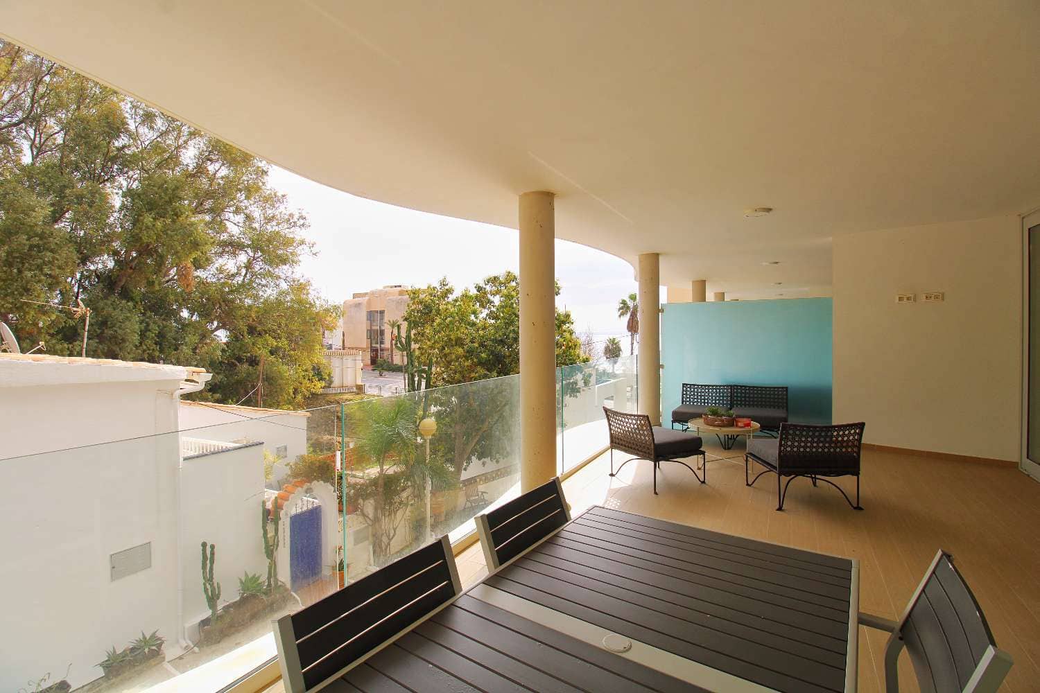 2 soverom Strandleiligheter til leie i Fuengirola med svømmebasseng garasje - € 1 600 (Ref: 9639055)