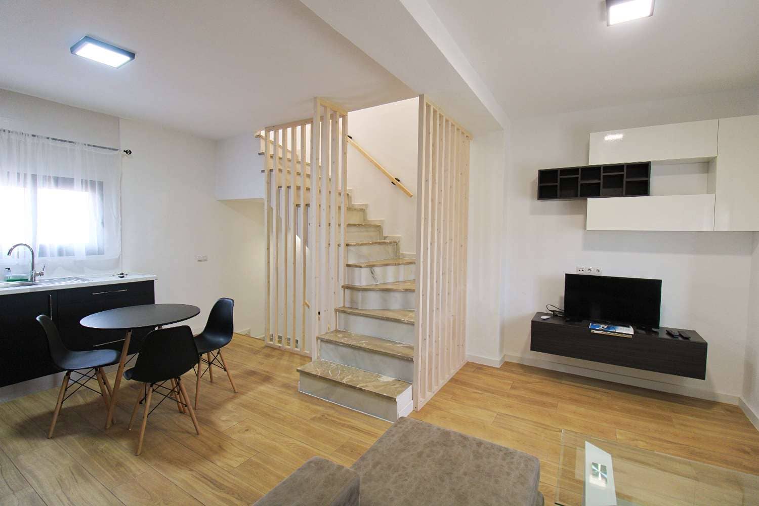 2 Zimmer Wohnung zu vermieten in Alhaurin de la Torre - 1.100 € (Ref: 9665876)