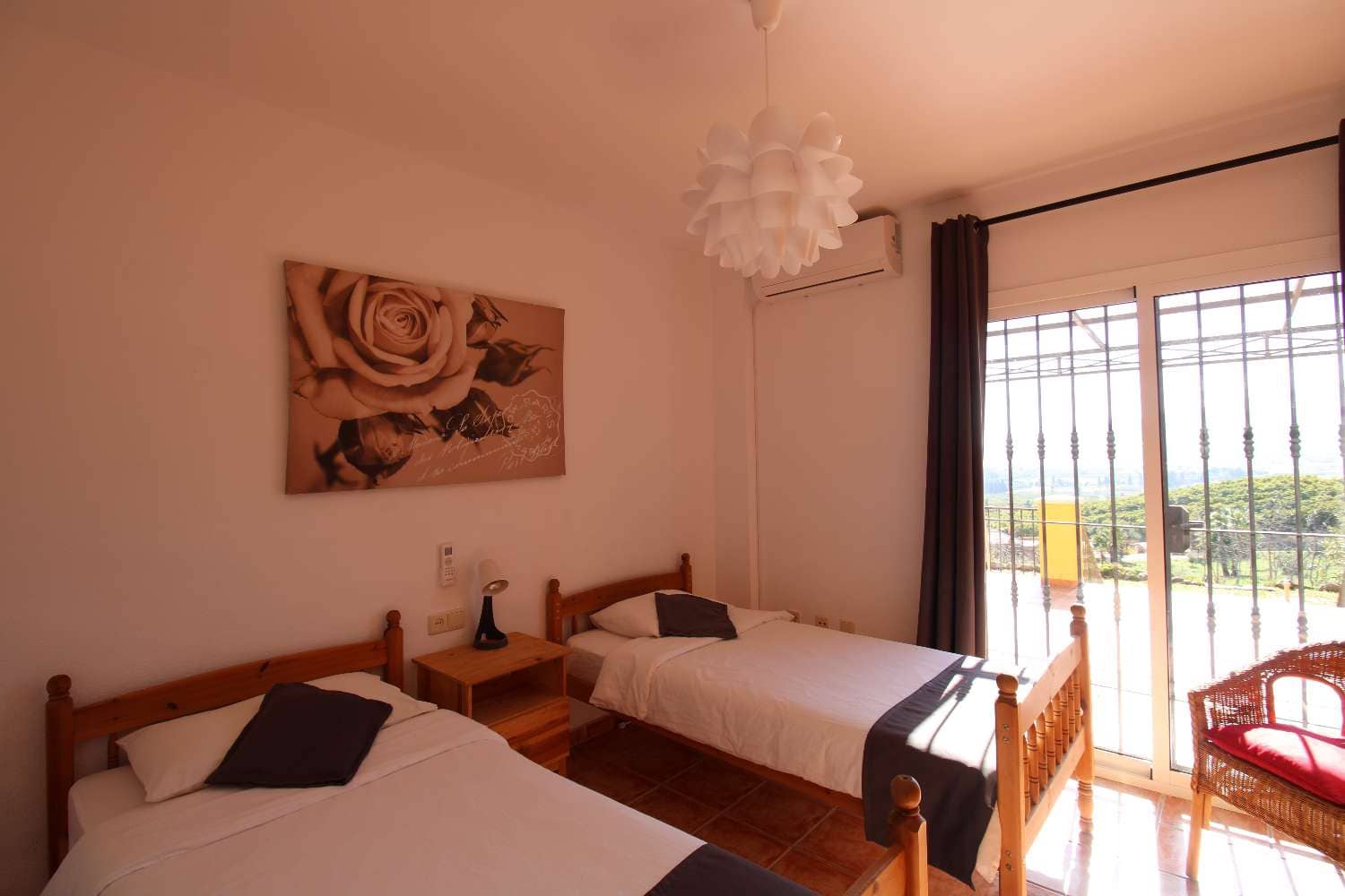 Chalet de 3 habitaciones en Alhaurín de la Torre en venta con piscina - 725.000 € (Ref: 9714469)