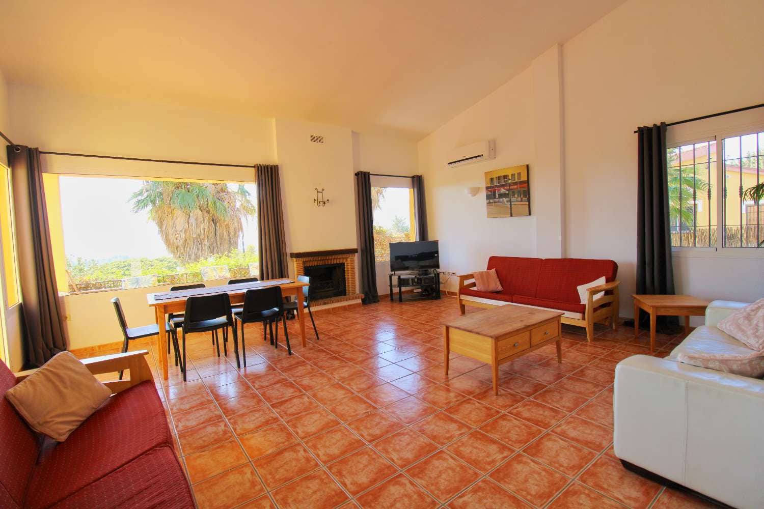 Chalet de 3 habitaciones en Alhaurín de la Torre en venta con piscina - 725.000 € (Ref: 9714469)