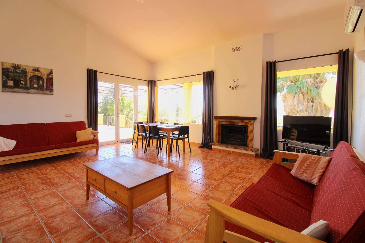 Chalet de 3 habitaciones en Alhaurín de la Torre en venta con piscina - 725.000 € (Ref: 9714469)