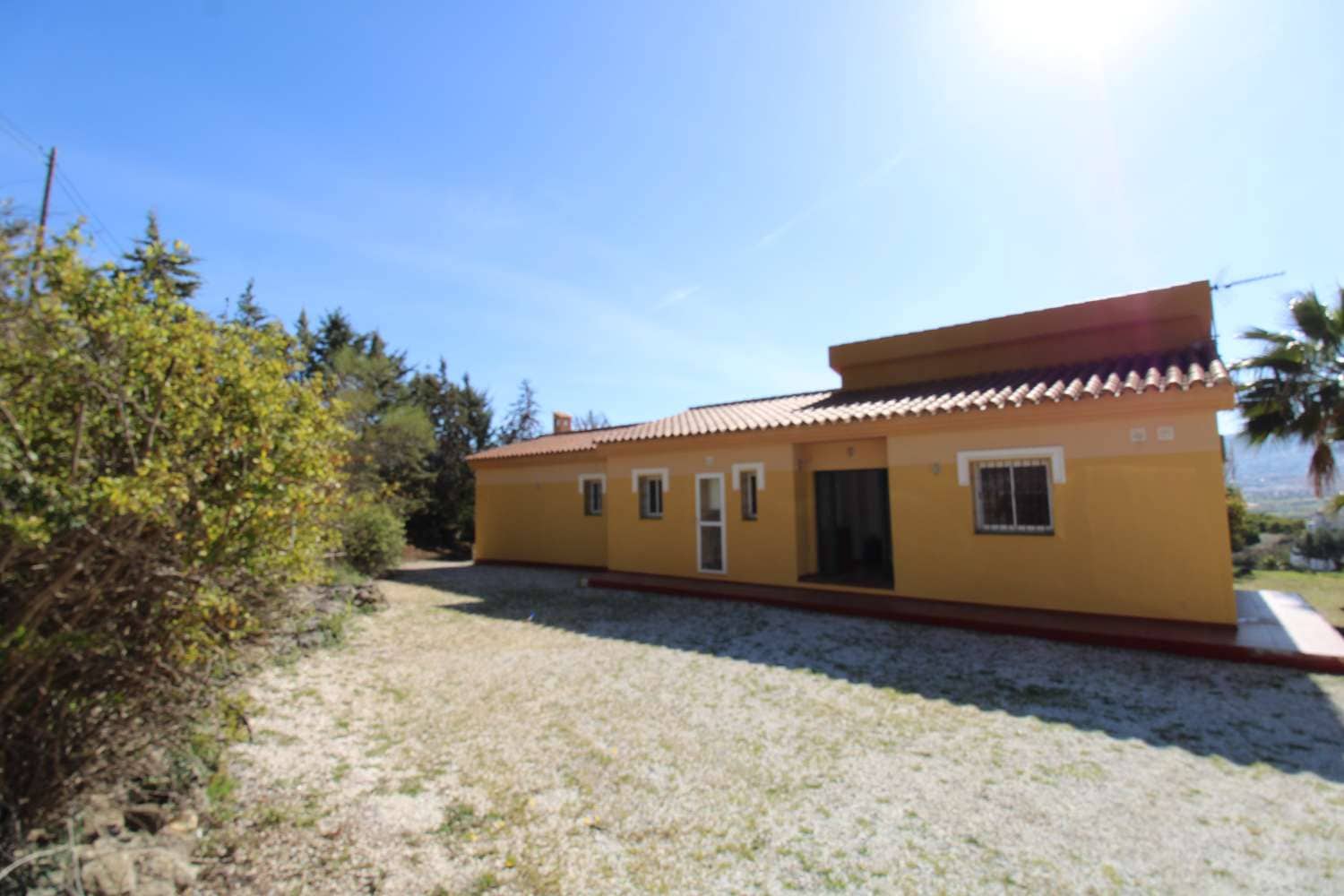 Chalet de 3 habitaciones en Alhaurín de la Torre en venta con piscina - 725.000 € (Ref: 9714469)