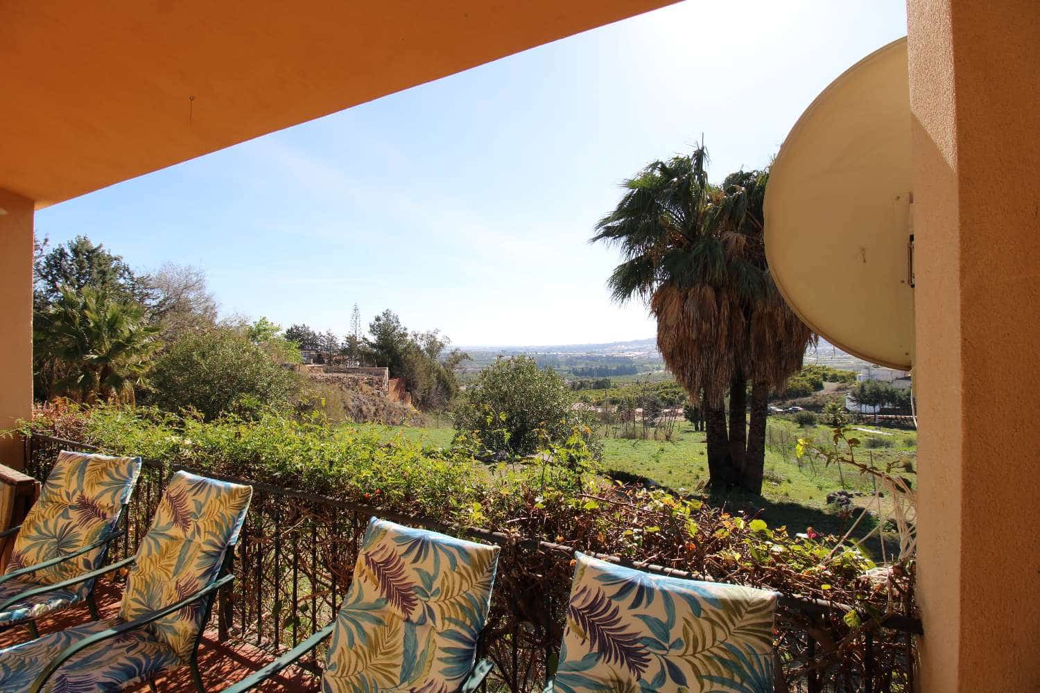 Chalet de 3 habitaciones en Alhaurín de la Torre en venta con piscina - 725.000 € (Ref: 9714469)