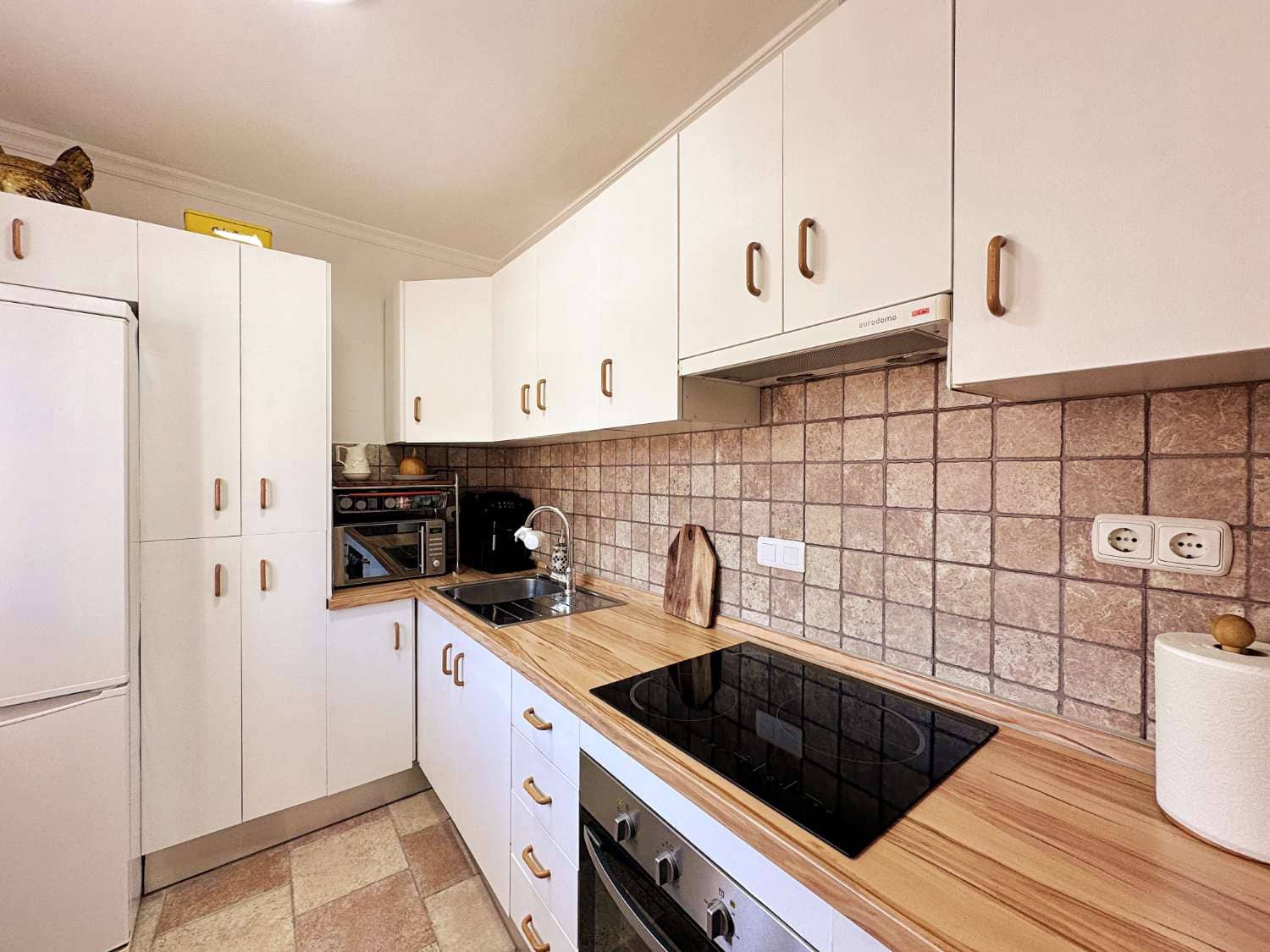 1 bedroom Apartment for sale in Alhaurin de la Torre - € 149,000 (Ref: 9721060)