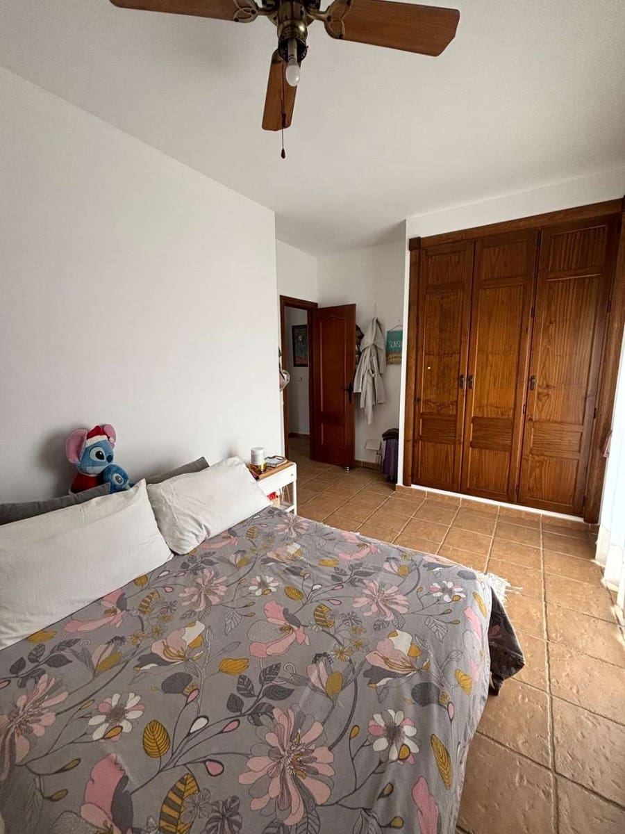 4 bedroom Villa for sale in Alhaurin de la Torre with pool - € 720,000 (Ref: 9731650)