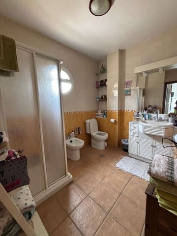 4 bedroom Villa for sale in Alhaurín de la Torre with pool - € 720,000 (Ref: 9731650)