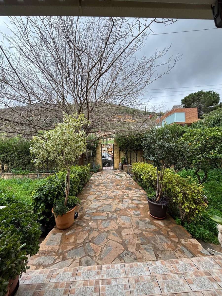 4 bedroom Villa for sale in Alhaurin de la Torre with pool - € 720,000 (Ref: 9731650)