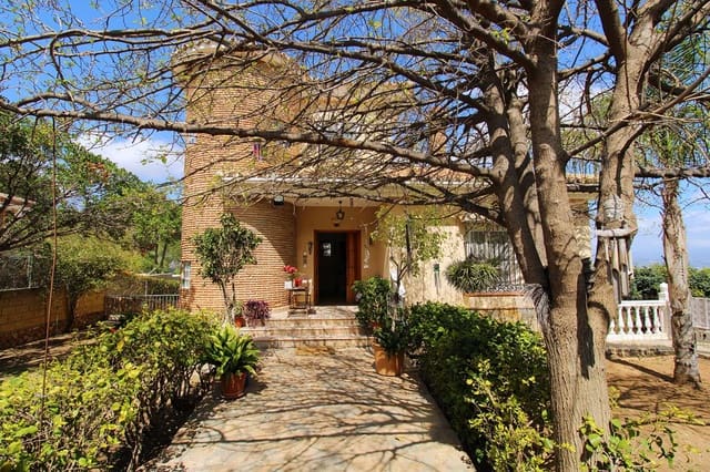 4 bedroom Villa for sale in Alhaurín de la Torre with pool - € 720,000 (Ref: 9731650)