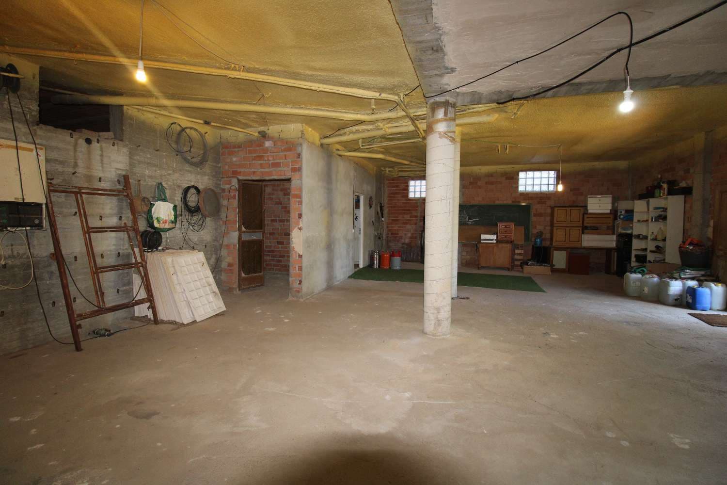 4 bedroom Villa for sale in Alhaurin de la Torre with pool - € 720,000 (Ref: 9731650)