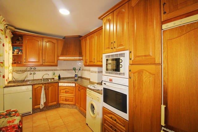 2 bedroom Flat for rent in Alhaurín de la Torre - € 1,100 (Ref: 9788130)