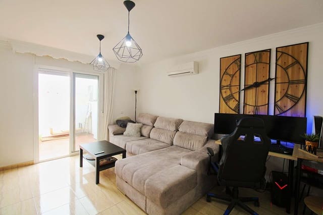 2 soveværelse Lejlighed til salg i Alhaurín de la Torre med garage - € 255.000 (Ref: 9806048)