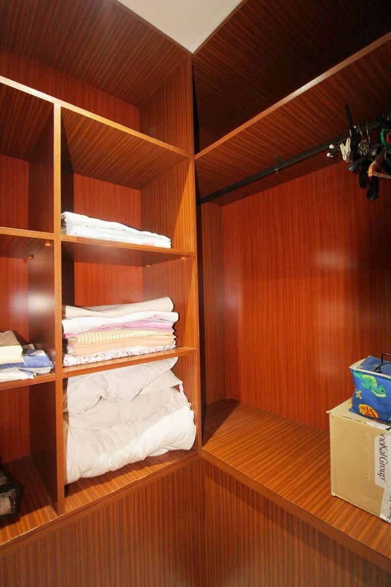 5 soveværelse Villa til leje i Malaga by med swimmingpool garage - € 4.500 (Ref: 9848982)