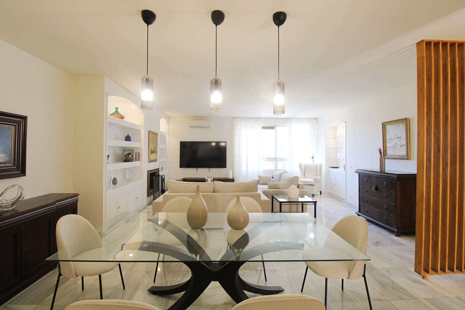 5 soveværelse Villa til leje i Malaga by med swimmingpool garage - € 4.500 (Ref: 9848982)