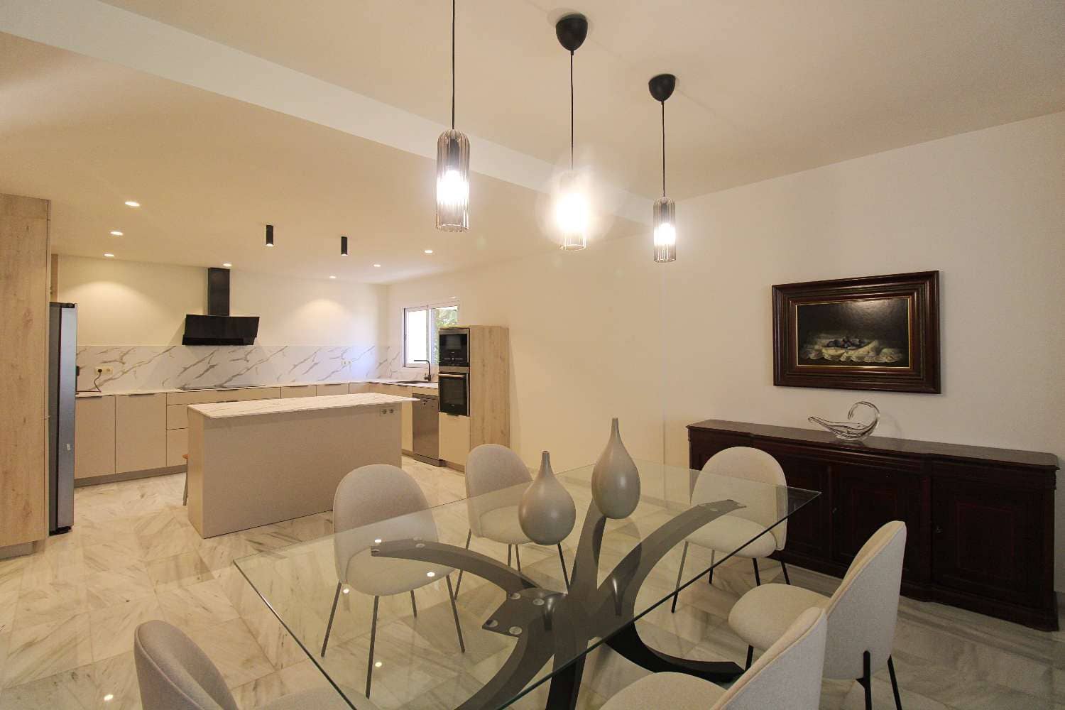 5 soveværelse Villa til leje i Malaga by med swimmingpool garage - € 4.500 (Ref: 9848982)