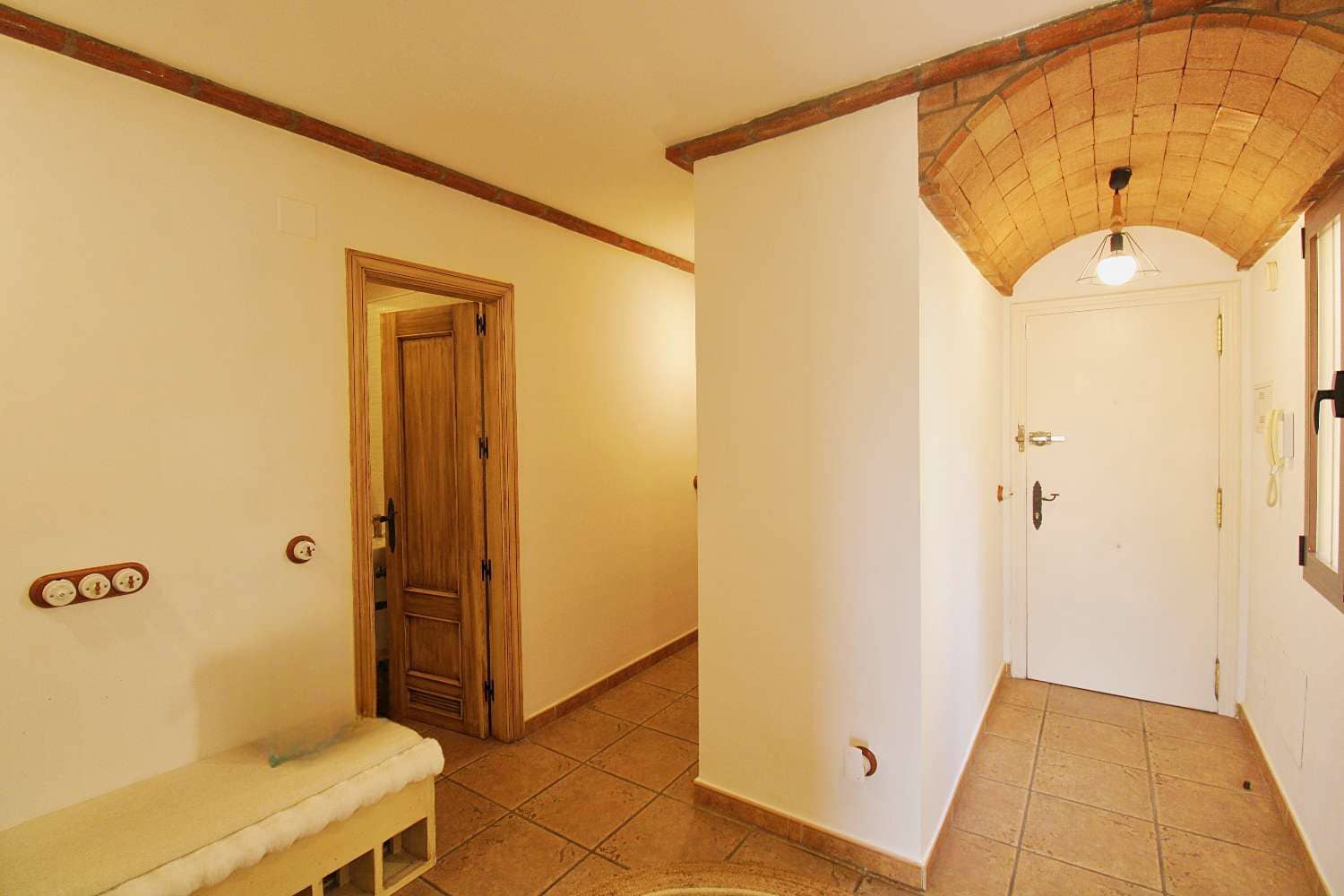 3 bedroom Apartment for rent in Alhaurin de la Torre with garage - € 1,400 (Ref: 9859045)